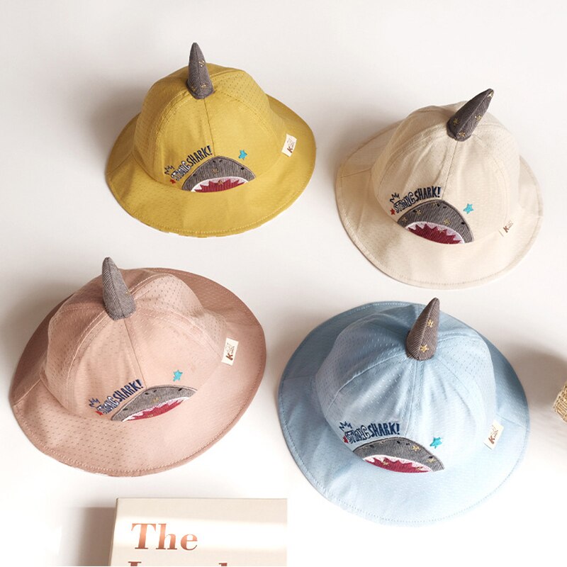 Bob Enfant Requin Cornu